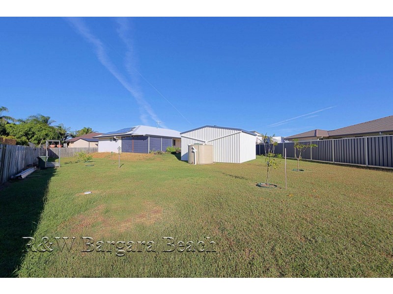 5 Spyglass Hill Court, Coral Cove QLD 4670