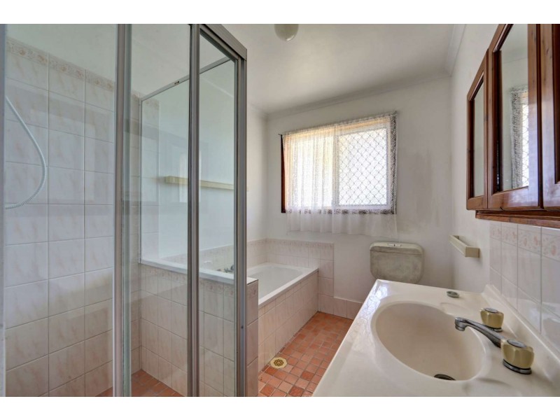 66 Wilfred Street, Bargara QLD 4670