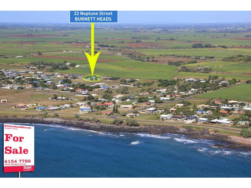 22 Neptune Street, Burnett Heads QLD 4670