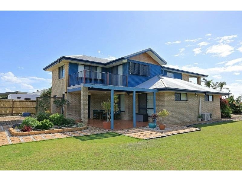22 Neptune Street, Burnett Heads QLD 4670
