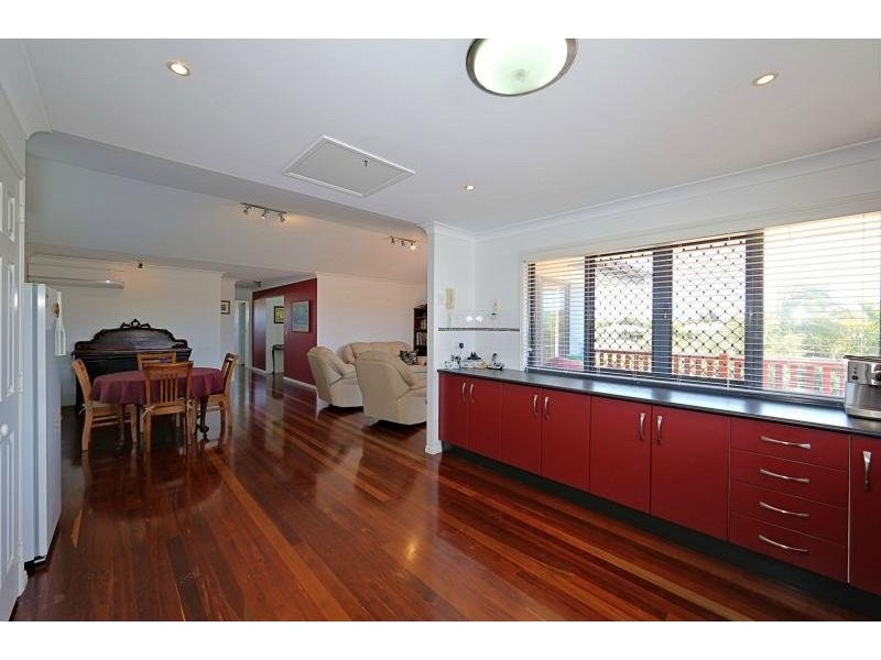 22 Neptune Street, Burnett Heads QLD 4670