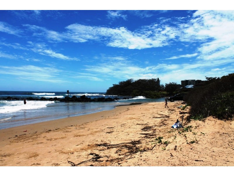 39 Esplanade, Bargara QLD 4670