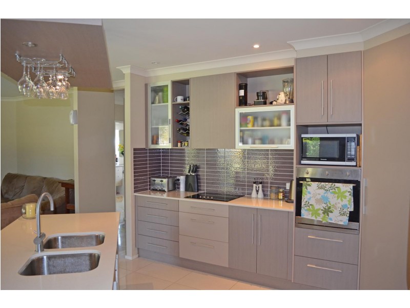 10 Amronel Close, Innes Park QLD 4670