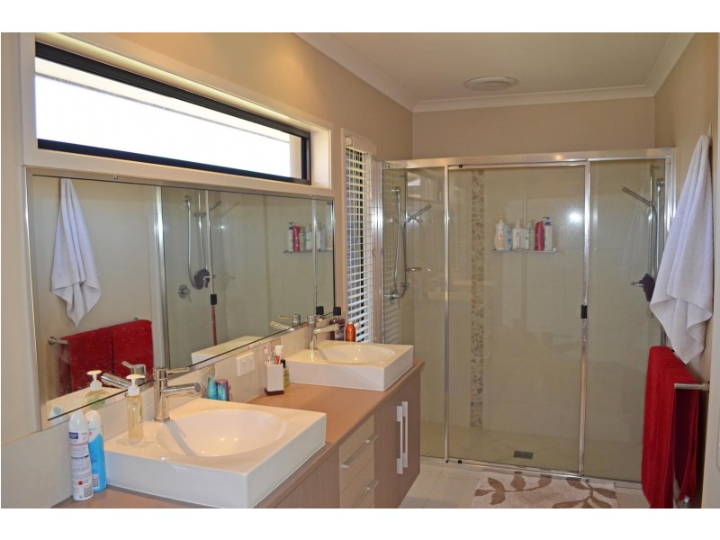 10 Amronel Close, Innes Park QLD 4670