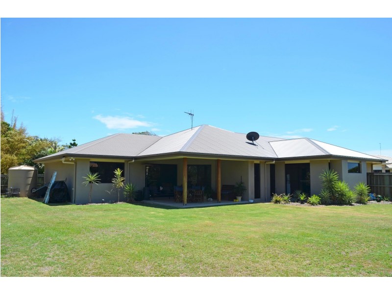 10 Amronel Close, Innes Park QLD 4670