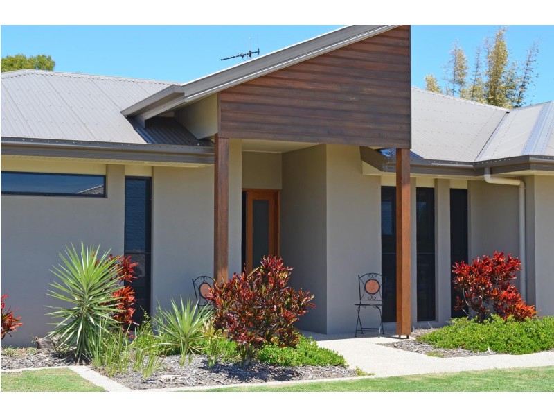 10 Amronel Close, Innes Park QLD 4670