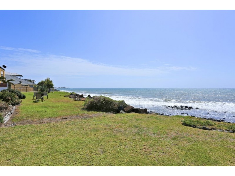 1/155 Woongarra Scenic Drive, Bargara QLD 4670