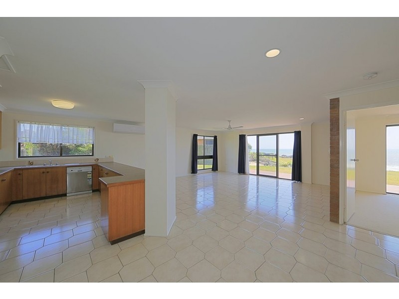 1/155 Woongarra Scenic Drive, Bargara QLD 4670