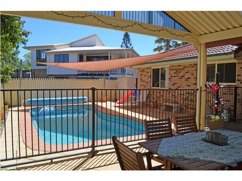 7 Pacific Court, Bargara QLD 4670