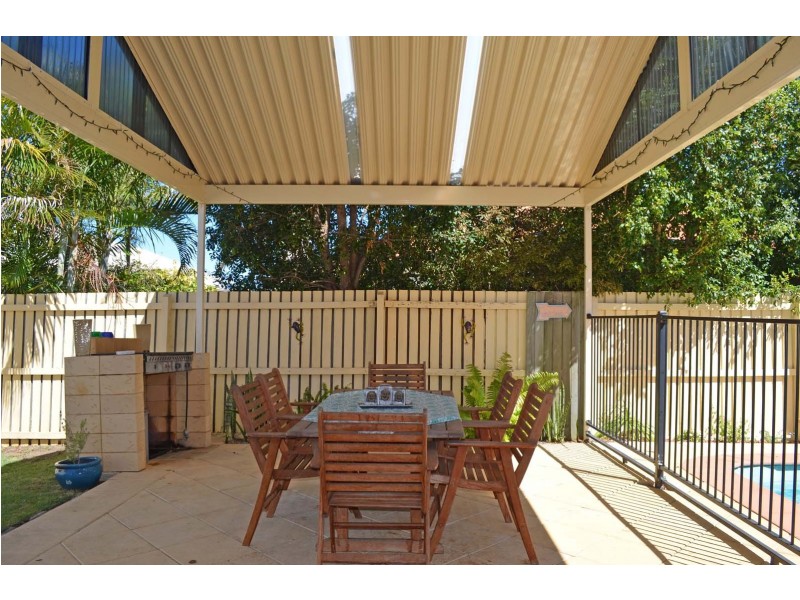 7 Pacific Court, Bargara QLD 4670