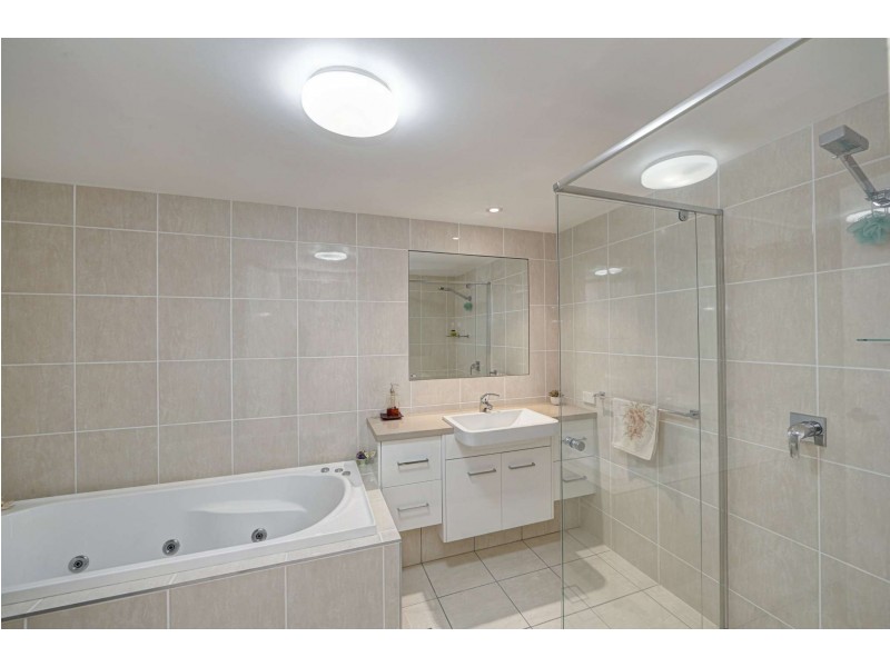 Unit 302, Silverpoint, 47 Esplanade, Bargara QLD 4670