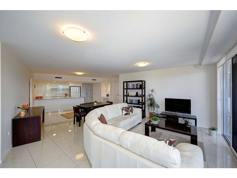 Unit 302, Silverpoint, 47 Esplanade, Bargara QLD 4670
