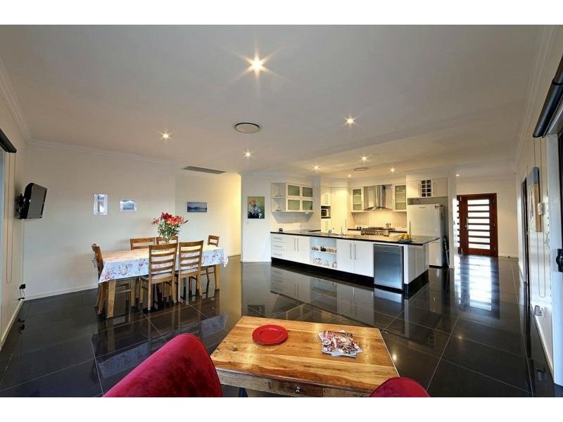 9 Whale Circuit, Bargara QLD 4670