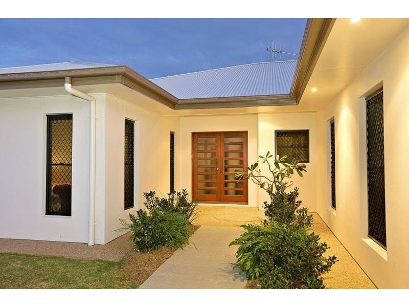 9 Whale Circuit, Bargara QLD 4670