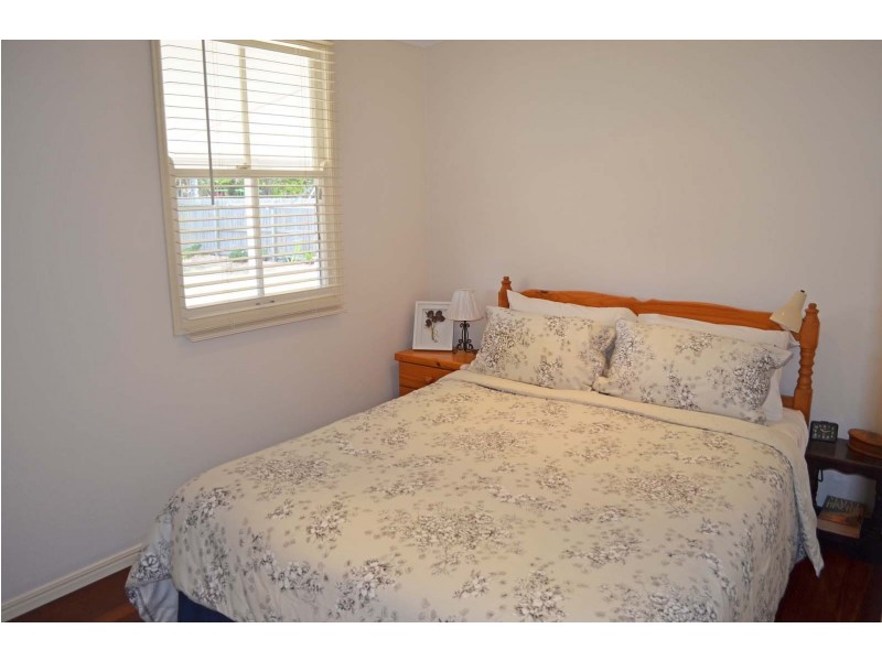 32 Welch Street, Elliott Heads QLD 4670