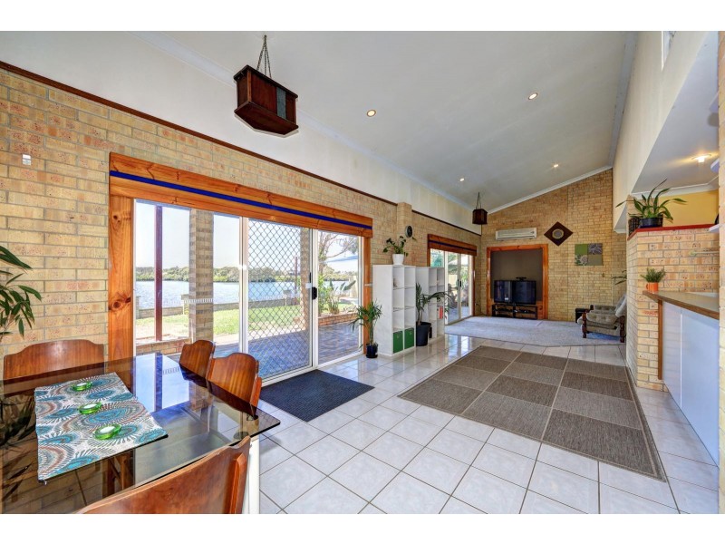 67 Fairway Drive, Bargara QLD 4670