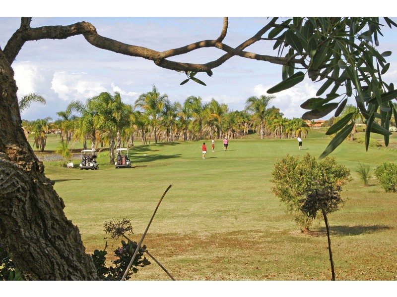 16 Belmonte Drive, Coral Cove QLD 4670