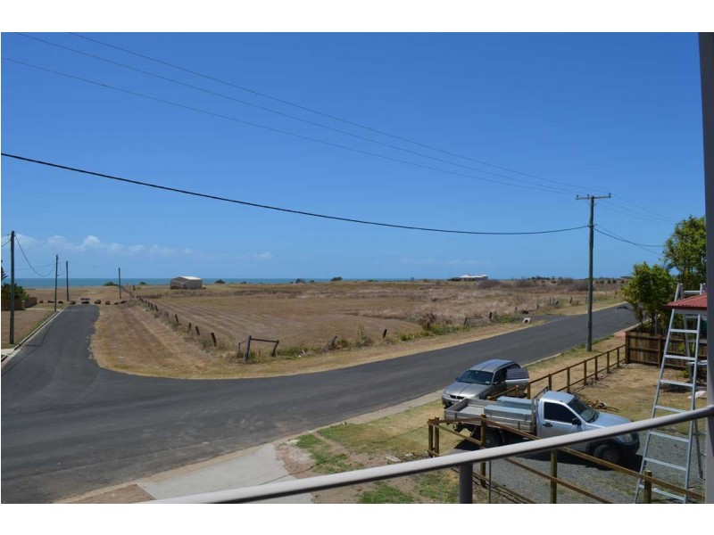 79 Shelley Street, Burnett Heads QLD 4670