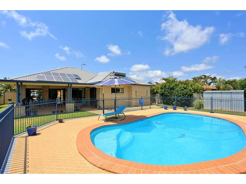 191 Barolin Esplanade, Coral Cove QLD 4670