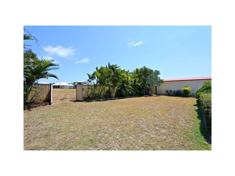 191 Barolin Esplanade, Coral Cove QLD 4670