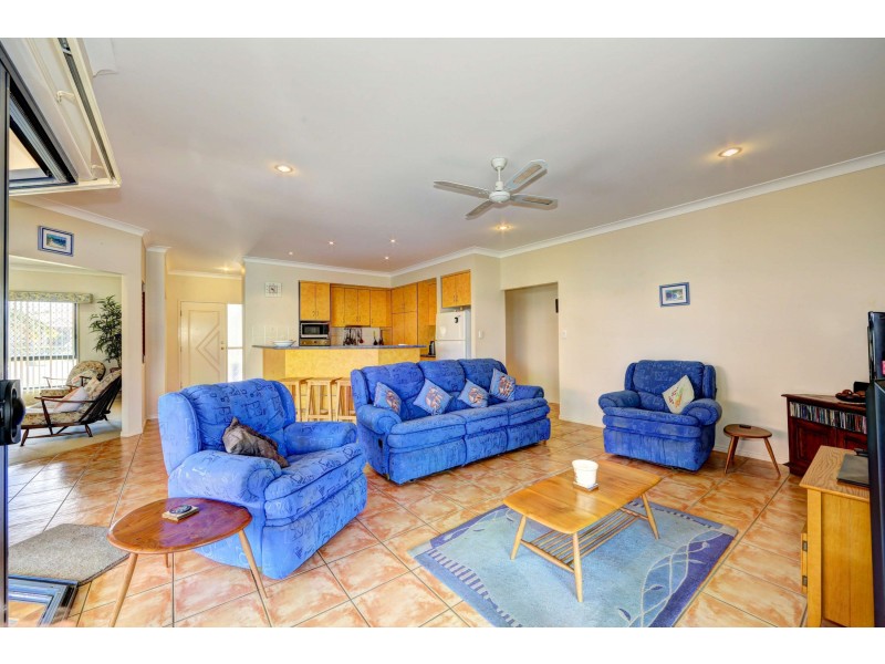 191 Barolin Esplanade, Coral Cove QLD 4670