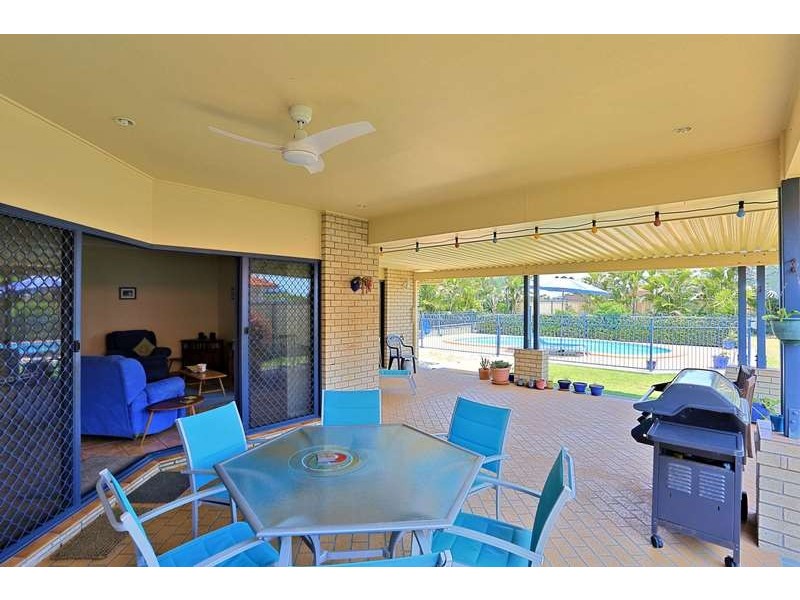 191 Barolin Esplanade, Coral Cove QLD 4670