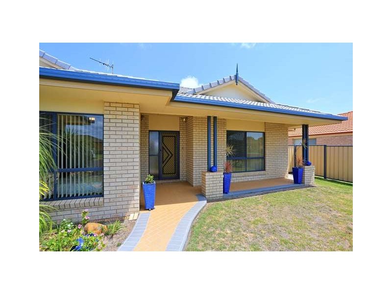 191 Barolin Esplanade, Coral Cove QLD 4670