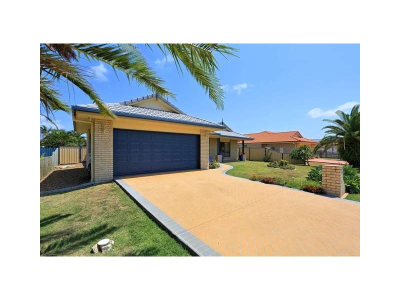 191 Barolin Esplanade, Coral Cove QLD 4670