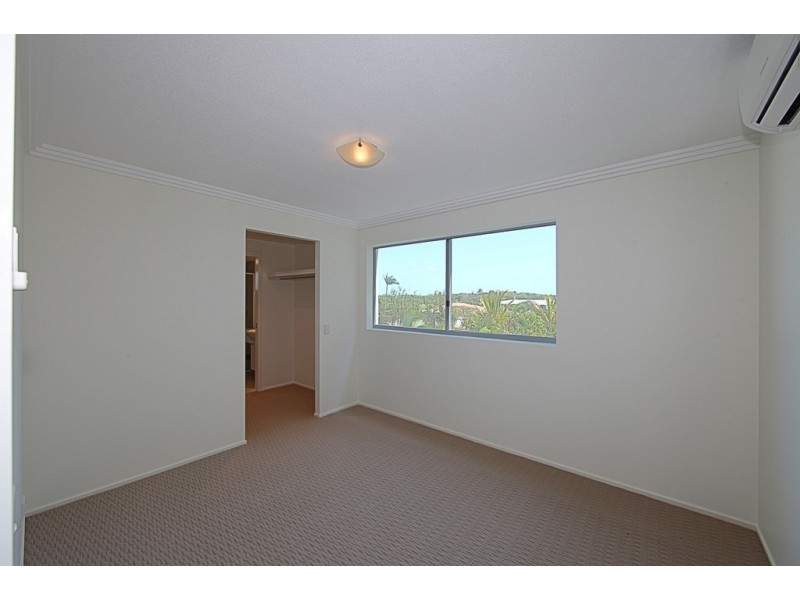Unit 1, Dwell, 107 Esplanade, Bargara QLD 4670