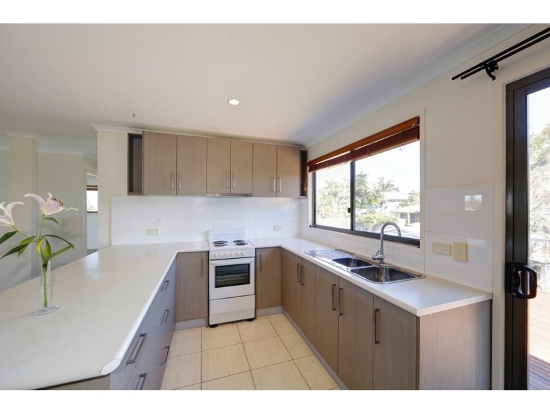 31 Bluewater Drive, Elliott Heads QLD 4670