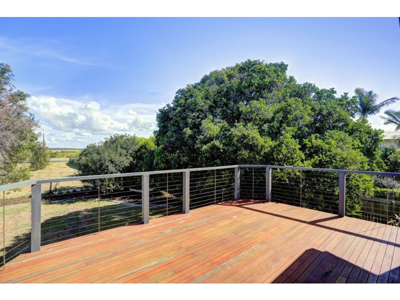 31 Bluewater Drive, Elliott Heads QLD 4670