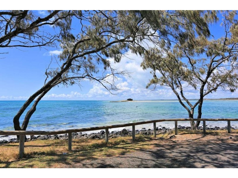 31 Bluewater Drive, Elliott Heads QLD 4670