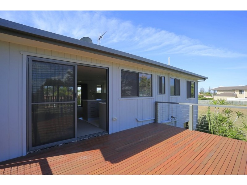 31 Bluewater Drive, Elliott Heads QLD 4670