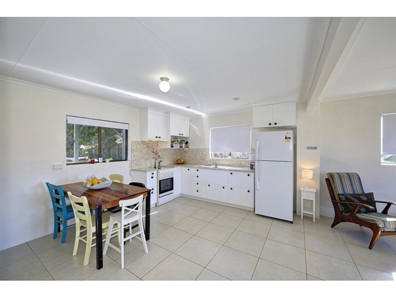 31 Bluewater Drive, Elliott Heads QLD 4670