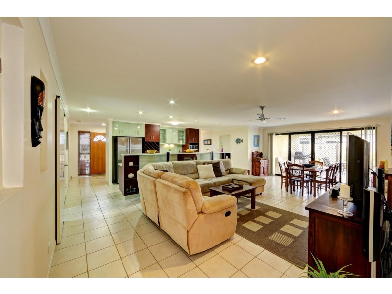 69 Garson Drive, Bargara QLD 4670