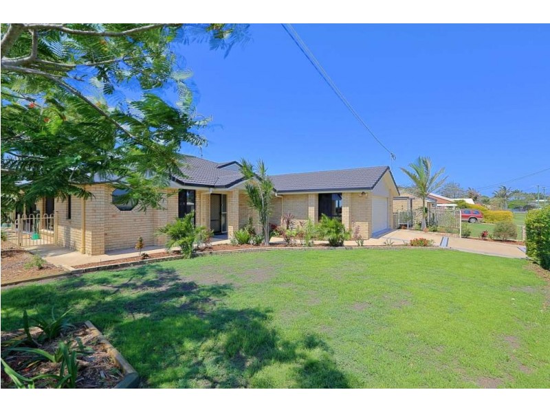12 Hansen Street, Burnett Heads QLD 4670