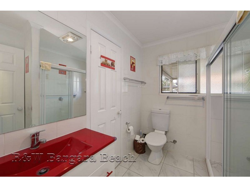 32 Davidson Street, Bargara QLD 4670