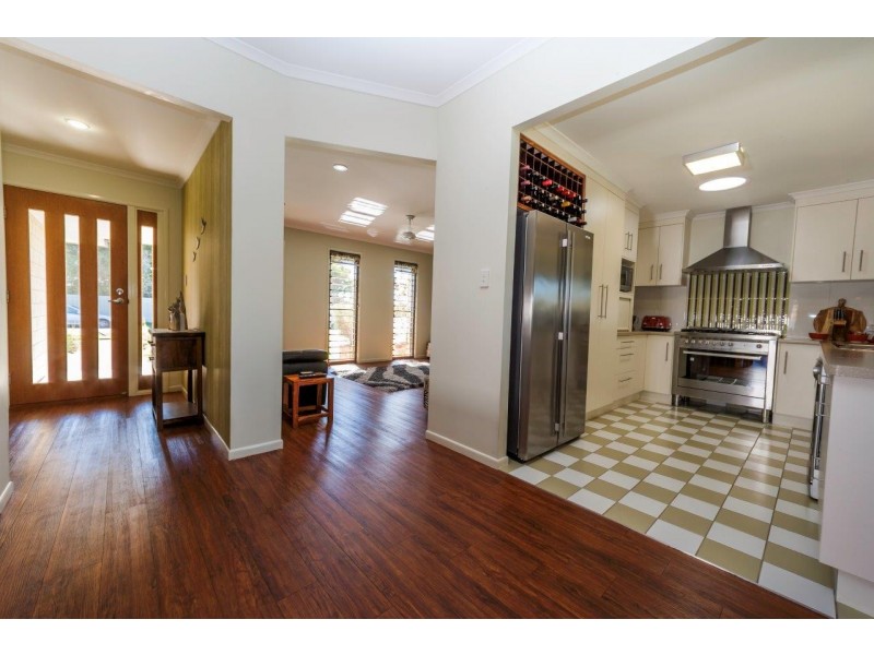 3 Cotton Tree Court, Innes Park QLD 4670