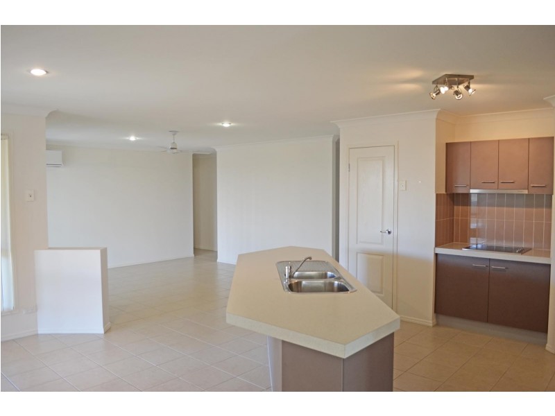 13 Whale Circuit, Bargara QLD 4670