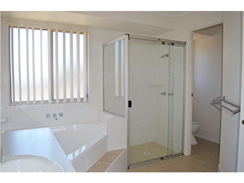 13 Whale Circuit, Bargara QLD 4670