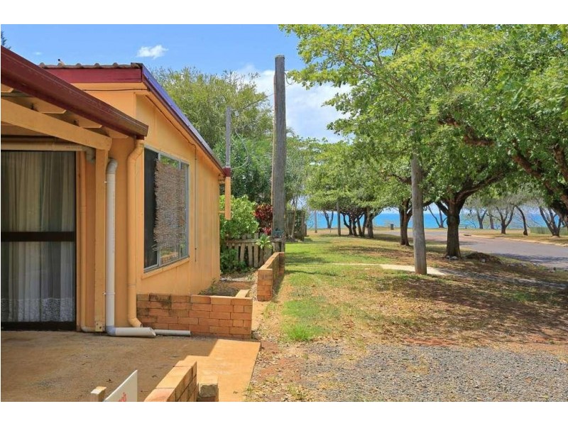 39 Bathurst Street, Elliott Heads QLD 4670