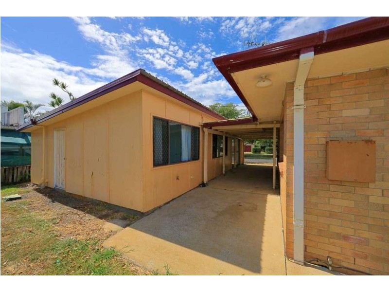 39 Bathurst Street, Elliott Heads QLD 4670