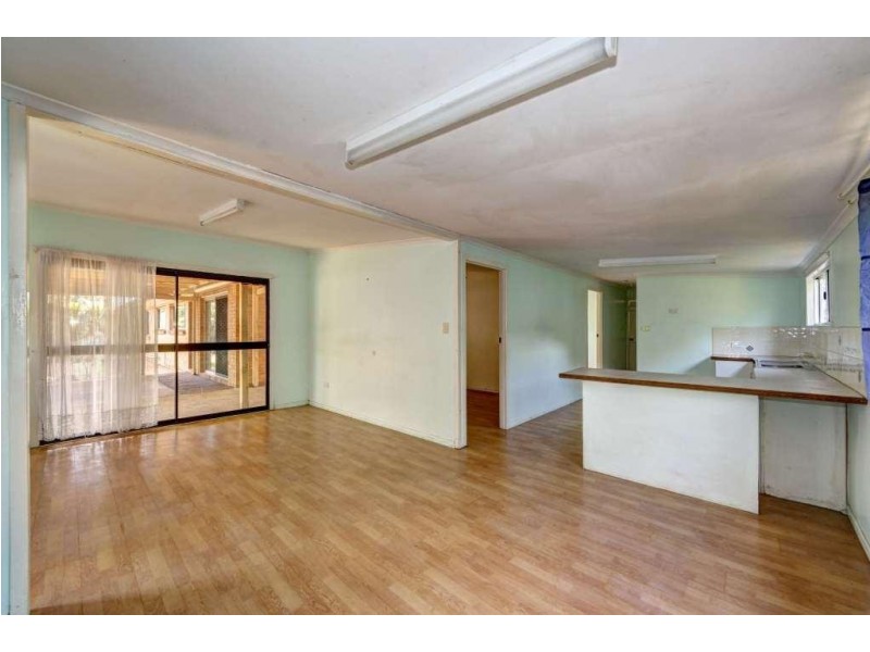 39 Bathurst Street, Elliott Heads QLD 4670