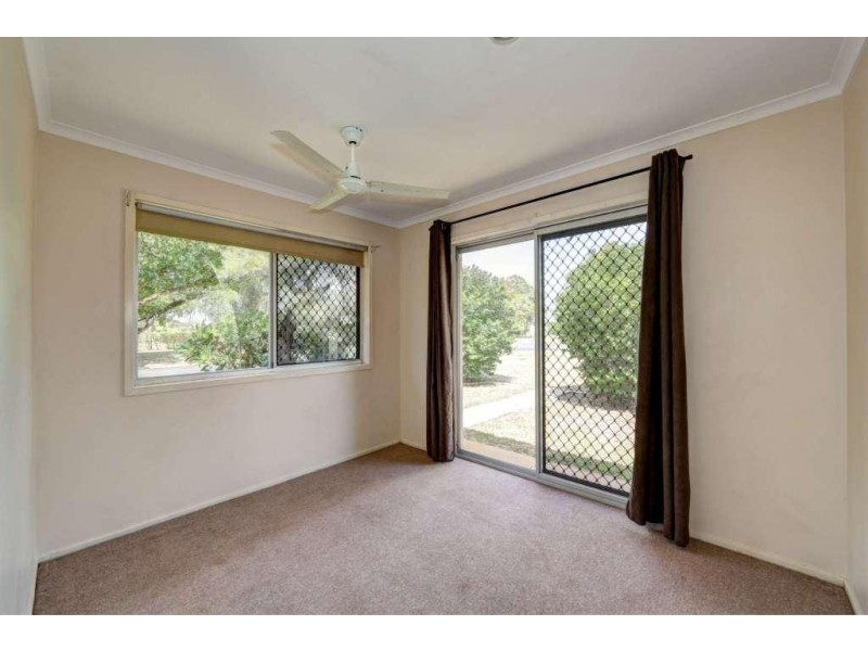 39 Bathurst Street, Elliott Heads QLD 4670