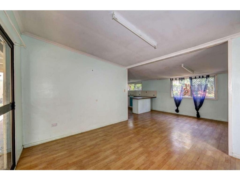 39 Bathurst Street, Elliott Heads QLD 4670