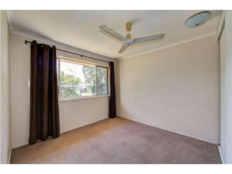 39 Bathurst Street, Elliott Heads QLD 4670