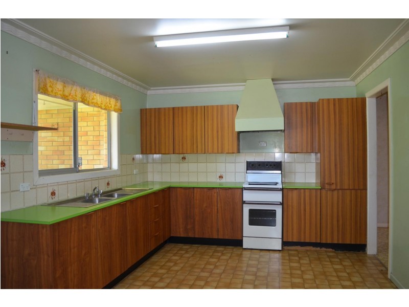 11 Clarke Street, Bargara QLD 4670