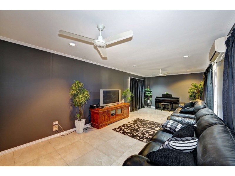 13 Palm Street, Innes Park QLD 4670