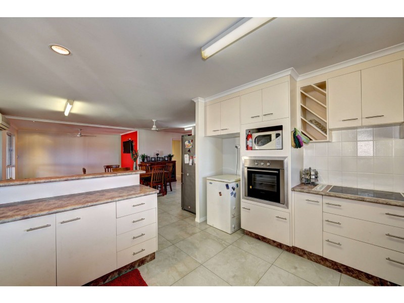 13 Palm Street, Innes Park QLD 4670