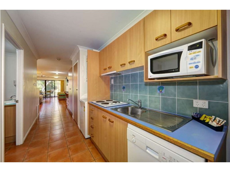Villa 25 Pebble Beach Drive, Coral Cove QLD 4670